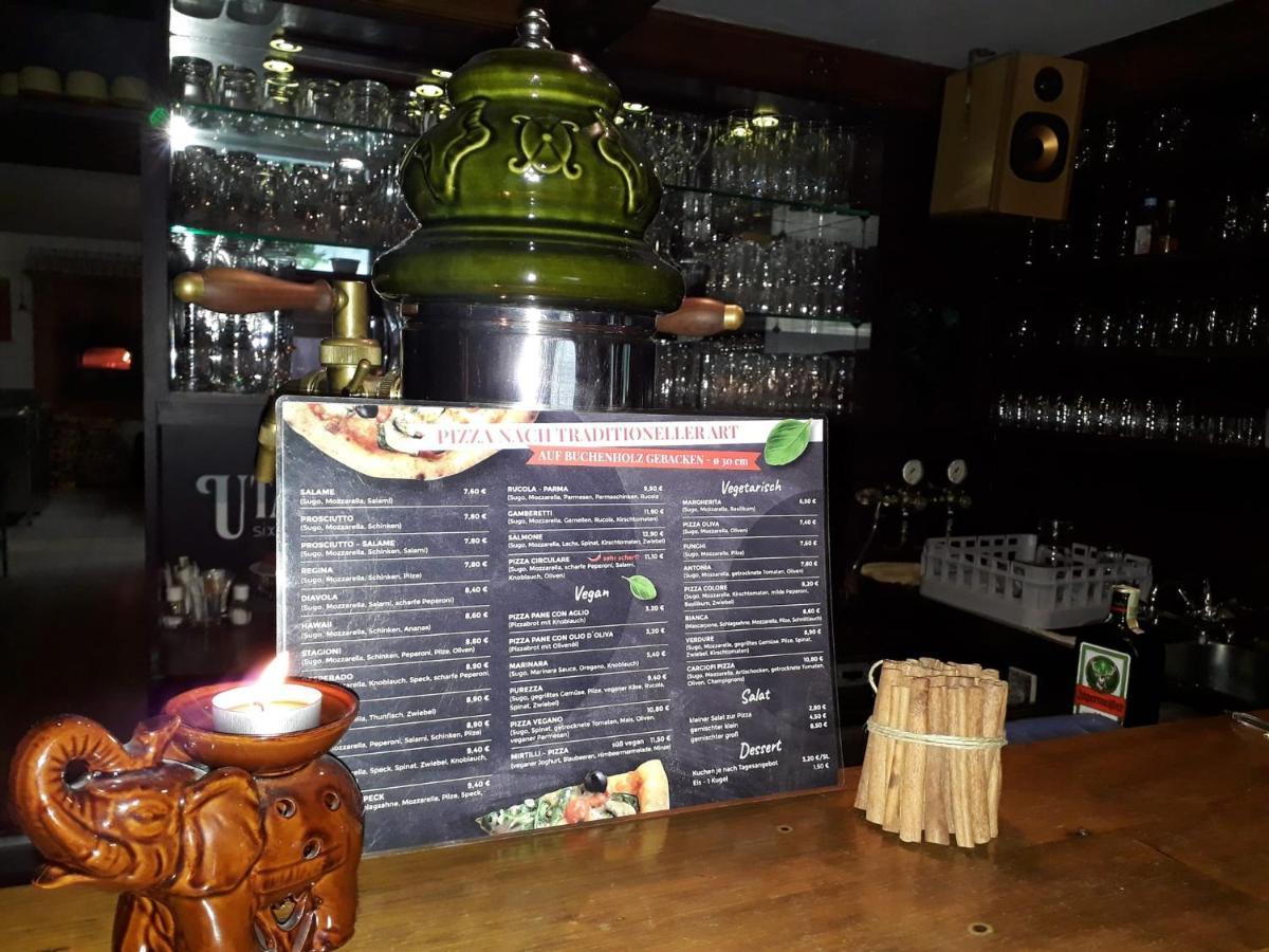 Pizzeria A Penzion Banderas Bayerisch Eisenstein Exterior foto